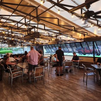The Craft Bar - Destin - Gastropubs Near Me - Destin, Florida