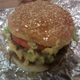 Bacon Cheesebuger with Mayo, Lettuce, Tomatoes Grilled Onions, Grilled Mushrooms, Ketchup, Green Peppers and Bar-B-Q Sauce! YUM! Bacon Cheesebuger with Mayo, Lettuce, Tomatoes Grilled Onions, Grilled Mushrooms, Ketchup, Green Peppers and Bar-B-Q Sauce! YUM!