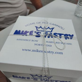 Mike's Pastry - Soo many goodies - Bakeries Near Me - Boston, Massachusetts Mike's Pastry - Soo many goodies - Bakeries Near Me - Boston, Massachusetts