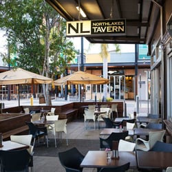North Lakes Tavern - Have a delicious meal outside