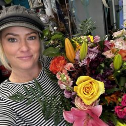 Tehachapi Flower Shop