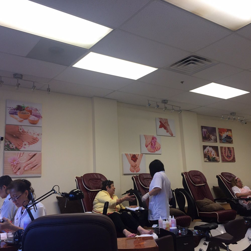 USVN Nails - Decor - Nail Salons Near Me - Annandale, Virginia USVN Nails - Decor - Nail Salons Near Me - Annandale, Virginia