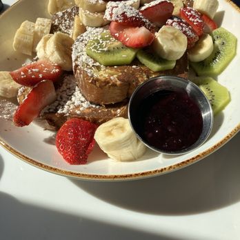 First Watch - Florida, Indian French toast - Breakfast & Brunch Near Me - Norfolk, Virginia