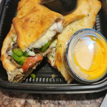 Mia Pizzeria - Stromboli Calzone - Pizza Near Me - Indianapolis, Indiana Mia Pizzeria - Stromboli Calzone - Pizza Near Me - Indianapolis, Indiana