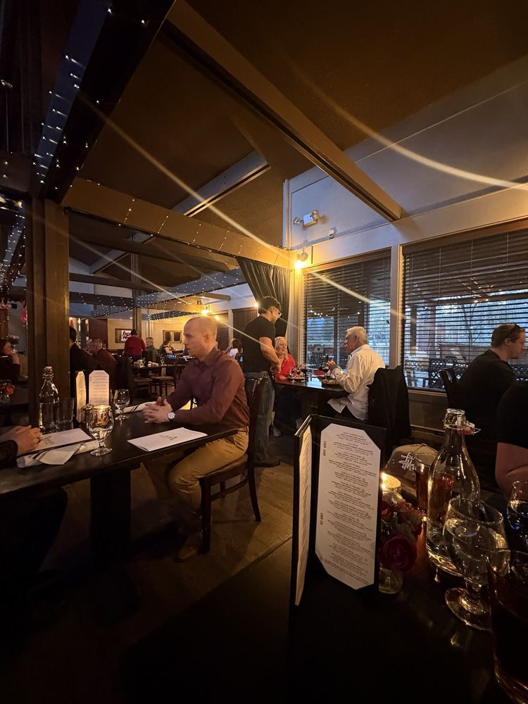 Wapato Point Cellars