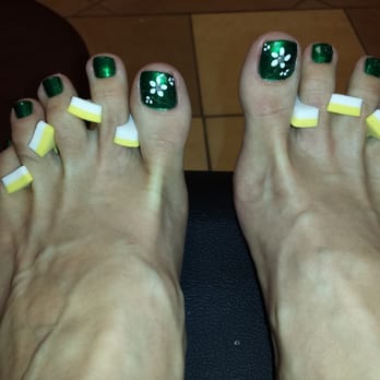 Lexor Nails - Setting aside the fact that my feet look huge (that's just genetics), I think they came out pretty nice! :-D - Nail Salons Near Me - Albuquerque, New Mexico Lexor Nails - Setting aside the fact that my feet look huge (that's just genetics), I think they came out pretty nice! :-D - Nail Salons Near Me - Albuquerque, New Mexico