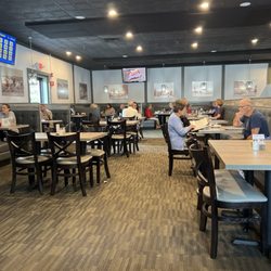 Williams Restaurant - Dining area with full booths, 1/2 booths and tables.