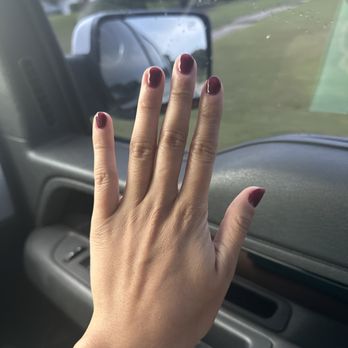 Unique Nails Lounge - Nail Salons Near Me - Pensacola, Florida