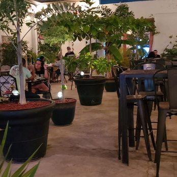 LiT - Wonderful vibes - Asian Fusion Near Me - San Juan, Puerto Rico