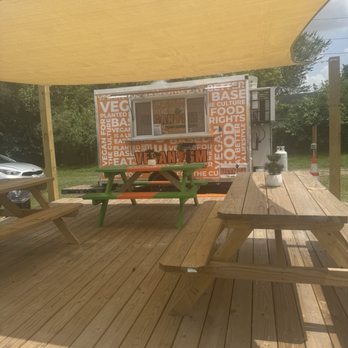 Veganism - Food truck with seating - Food Trucks Near Me - Spring, Texas Veganism - Food truck with seating - Food Trucks Near Me - Spring, Texas
