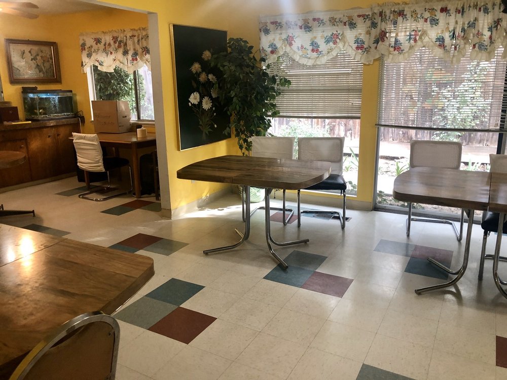 MODESTO GUEST HOME Updated October 2024 1344 E Orangeburg Ave