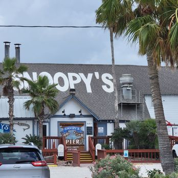 Snoopy's Pier - Front entrance - Seafood Near Me - Corpus Christi, Texas