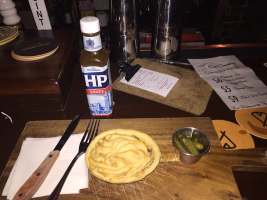 George & Jack's Tap Room by null