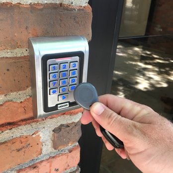 The Music Box - Kessler Park - Keyfobs and access codes to all rooms keep you and your gear secure, 24/7. - Recording & Rehearsal Studios Near Me - Dallas, Texas The Music Box - Kessler Park - Keyfobs and access codes to all rooms keep you and your gear secure, 24/7. - Recording & Rehearsal Studios Near Me - Dallas, Texas