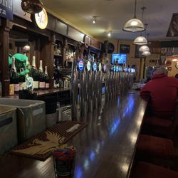 Barrel Oak - Great beer selection ... even Boston lager for the Americans
