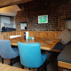 Bull Inn & Wine Bar - Dining
