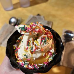 Sweet Tomatoes - Sundae