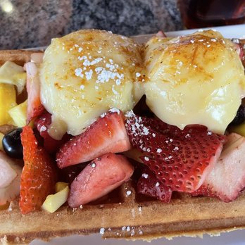 Si Bon - Mango stuffed waffle - Belgian Near Me - Rancho Mirage, California Si Bon - Mango stuffed waffle - Belgian Near Me - Rancho Mirage, California