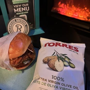 Beachwood Brewing & Distilling - Crispy chicken sandwich - Distilleries Near Me - Long Beach, California