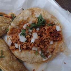 Taqueria Hernandez - Chorizo taco