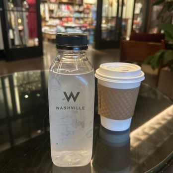 W Nashville - Refillable water bottle - Hotels Near Me - Nashville, Tennessee W Nashville - Refillable water bottle - Hotels Near Me - Nashville, Tennessee