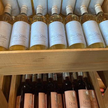 Bleu Frog Vineyards - Wine - Wine Tasting Room Near Me - Leesburg, Virginia Bleu Frog Vineyards - Wine - Wine Tasting Room Near Me - Leesburg, Virginia