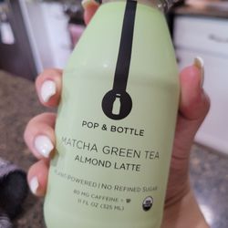 MOM's Organic Market - On the go! perfect hydration.