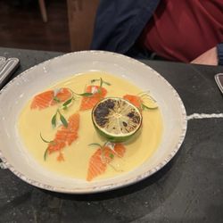 Pullman Auckland Hotel - Salmon poke