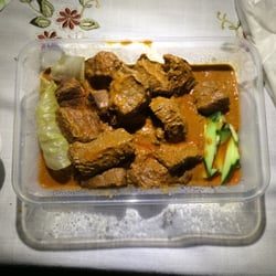 Sri Mahkota - Beef rendang