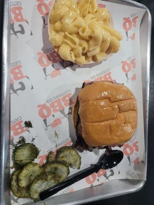 GW’s BBQ Catering Co by null