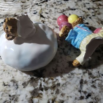 Bekins-Lake County Movers - Broken music box - Movers Near Me - Waukegan, Illinois Bekins-Lake County Movers - Broken music box - Movers Near Me - Waukegan, Illinois