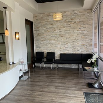 Modern Foot & Ankle - Waiting room - Podiatrists Near Me - Spring, Texas