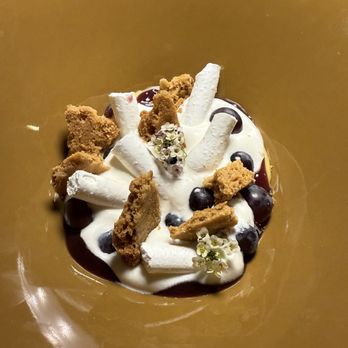 6 NYC - Passion fruit desert - New American Near Me - Brooklyn, New York