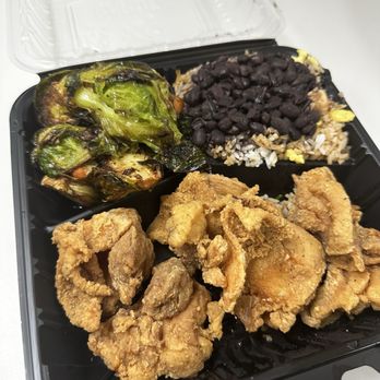 Sardi's Pollo A La Brasa - Chicharron de Pollo with Fried Rice & Black Beans - Fast Food Near Me - Clinton, Maryland Sardi's Pollo A La Brasa - Chicharron de Pollo with Fried Rice & Black Beans - Fast Food Near Me - Clinton, Maryland