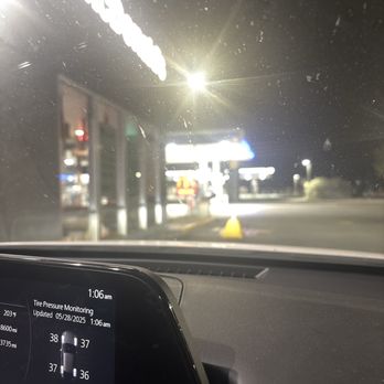McDonald's - It says 24hrs on the website but they're closed, all drive through screens are off and no one has been responsive. - Fast Food Near Me - Firebaugh, California McDonald's - It says 24hrs on the website but they're closed, all drive through screens are off and no one has been responsive. - Fast Food Near Me - Firebaugh, California