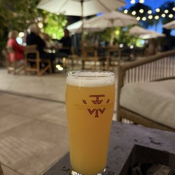 Third Window Brewing - Hazy - Breweries Near Me - Carpinteria, California