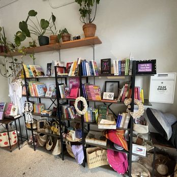BookBurn Cafe And Social - Interior - Book Display - Coffee & Tea Near Me - Orlando, Florida BookBurn Cafe And Social - Interior - Book Display - Coffee & Tea Near Me - Orlando, Florida