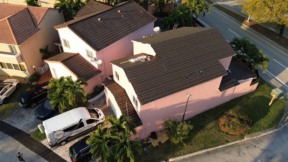 Slide of Green Roofing & Solar