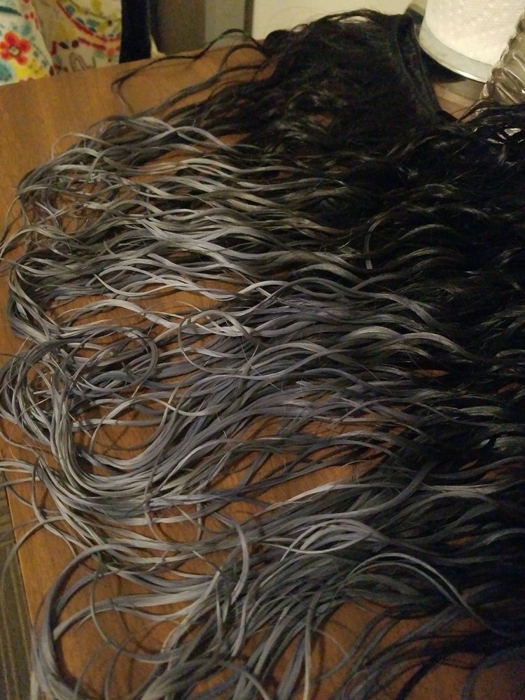 Paradise Hair International Logo