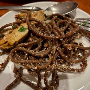 Louie - Chitarra - Italian Near Me - Clayton, Missouri Louie - Chitarra - Italian Near Me - Clayton, Missouri