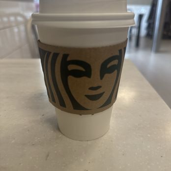 Starbucks - Coffee & Tea Near Me - Miami, Florida
