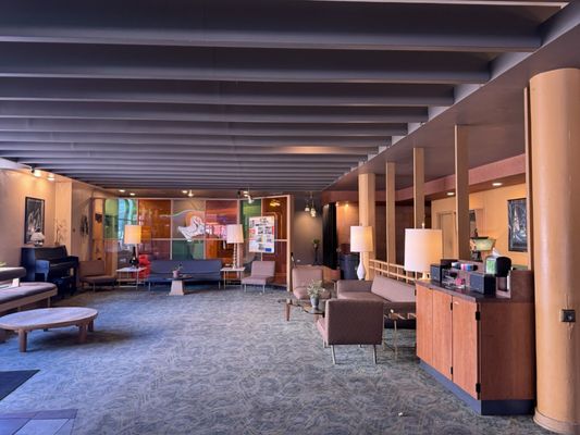 Riverview Theater by null