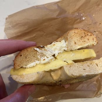 Don Guerra's Barrio Bagel & Slice - Breakfast bagel sandwich with ham and cream cheese - Pizza Near Me - Gilbert, Arizona Don Guerra's Barrio Bagel & Slice - Breakfast bagel sandwich with ham and cream cheese - Pizza Near Me - Gilbert, Arizona