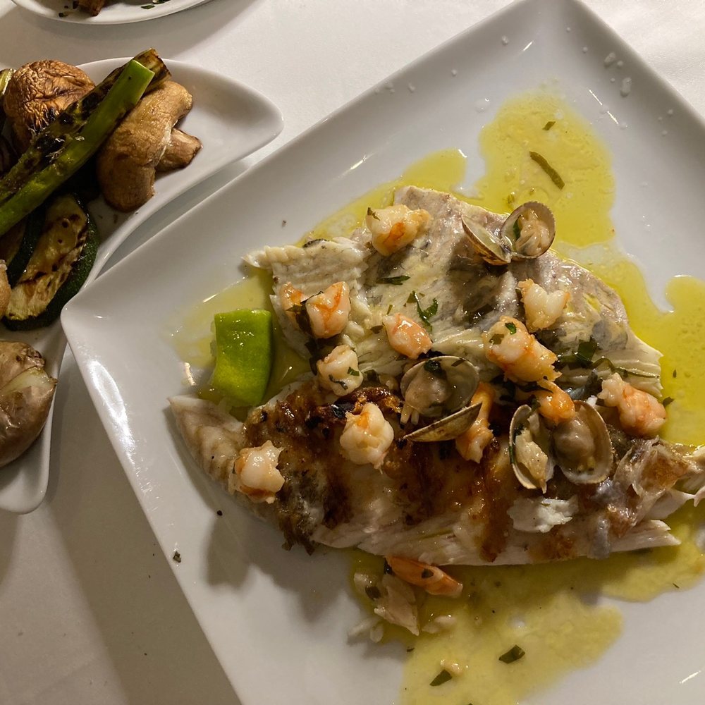 Lisboa à Noite - Amazing food - Wine Bars Near Me - Lisbon, 11 Lisboa à Noite - Amazing food - Wine Bars Near Me - Lisbon, 11