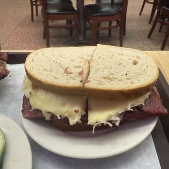 Katz's Delicatessen - Delis Near Me - New York, New York Katz's Delicatessen - Delis Near Me - New York, New York