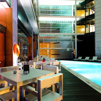 The Gym Bar - Night - Bars Near Me - Barcelona, B The Gym Bar - Night - Bars Near Me - Barcelona, B