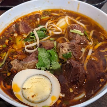 Hao Kök - Beef soup, spicy, with wheat noodles - Chinese Near Me - Stockholm, Alberta Hao Kök - Beef soup, spicy, with wheat noodles - Chinese Near Me - Stockholm, Alberta