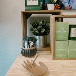 Thrive Apothecary - Shop a wide range of products, including candles!