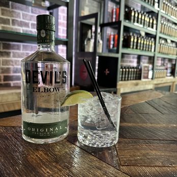 Burnt Church Distillery - Gin and Tonic - Distilleries Near Me - Bluffton, South Carolina