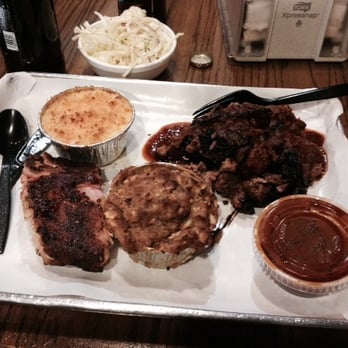 Smoque BBQ - Chopped Brisket platter with 2 sides (mac and cheese and Peach cobbler) + coleslaw. Shared Baby back ribs on the left. - Barbeque Near Me - Chicago, Illinois Smoque BBQ - Chopped Brisket platter with 2 sides (mac and cheese and Peach cobbler) + coleslaw. Shared Baby back ribs on the left. - Barbeque Near Me - Chicago, Illinois